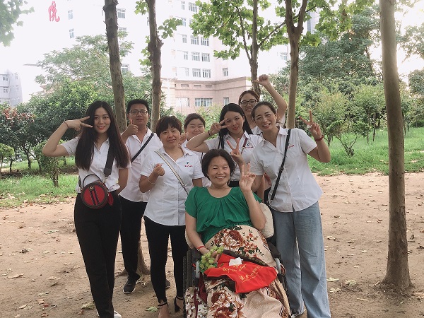 赠人玫瑰，304不锈钢管厂家喜有沃让爱延续