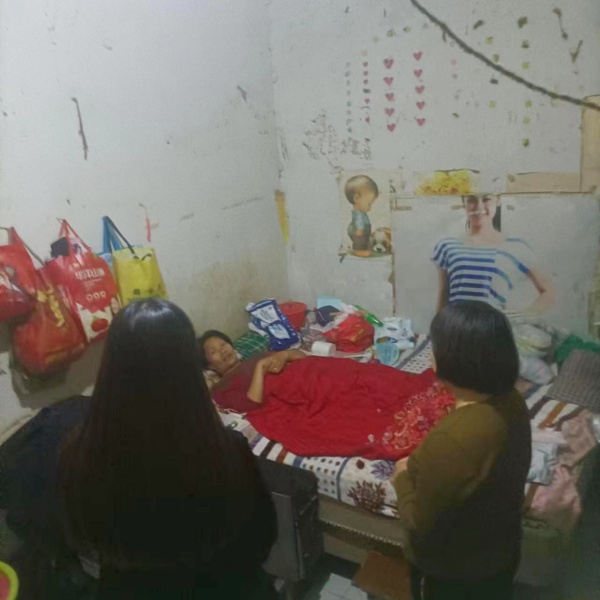 用心守护 用爱传递——喜有沃304不锈钢管厂家在行动